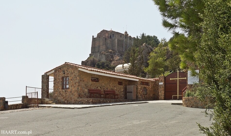 klasztor stavrovouni, góry troodos na cyprze