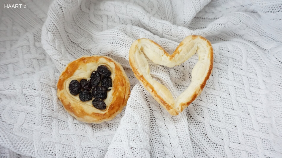 serca z ciasta francuskiego, prezent, pomysł na dzień zakochanych