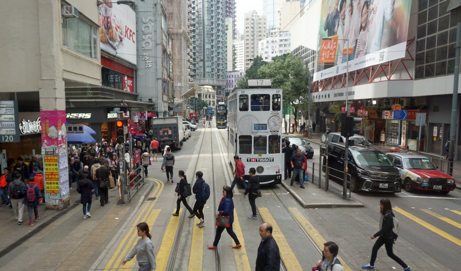 warszawa hong kong tramwaj przejście dla pieszych