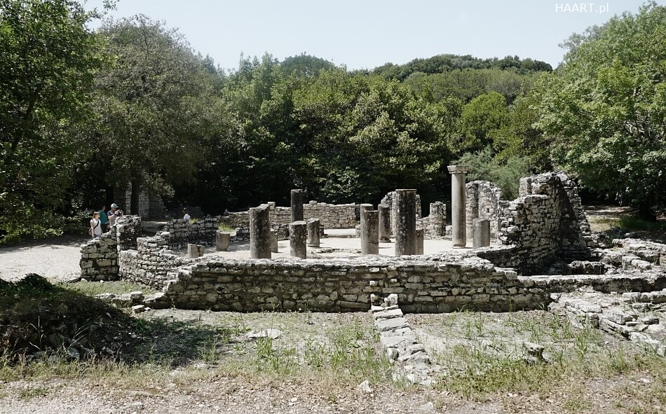 Świątynia w BUtrim Albania Południowa