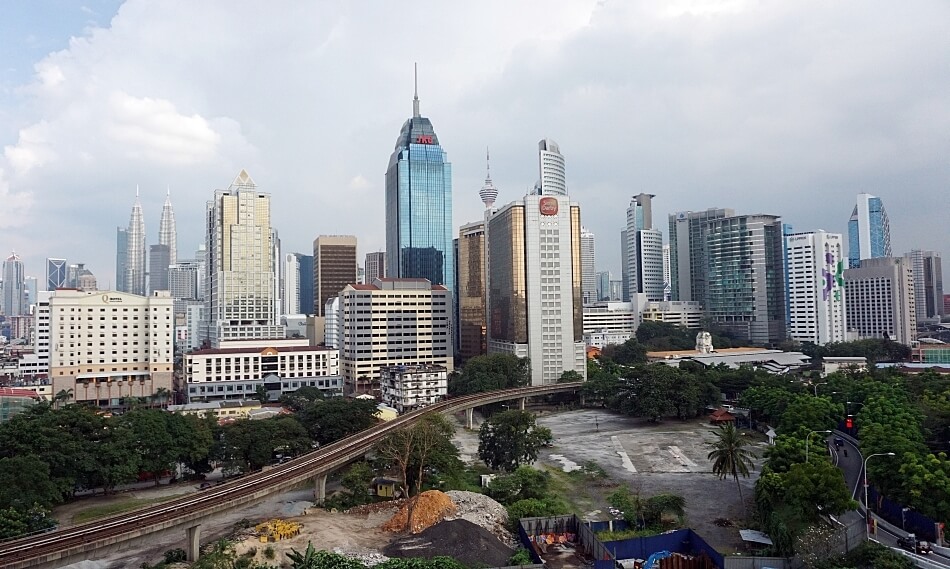 Widok z tarasu mieszkania, panorama miasta, regalia suite, Kuala Lumpur, malezja