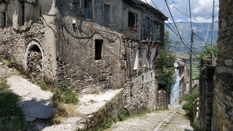 Stara część Gjirokaster w Albanii
