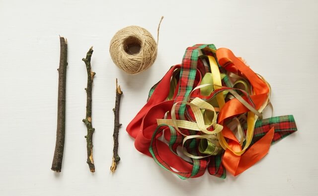 potrzebne materiały do wykonania zawieszki choinkowej na boże narodzenie