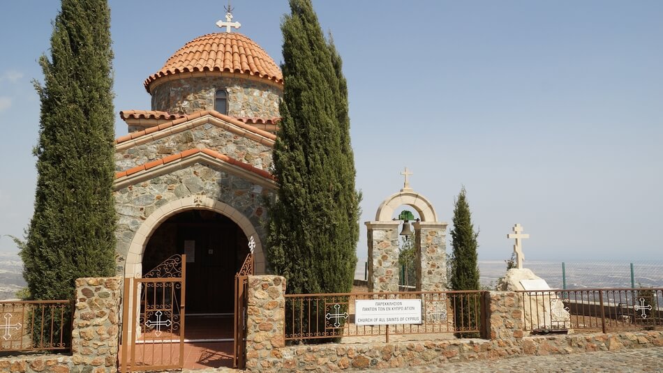 cypr zwiedzanie klasztoru męskiego stavrovouni