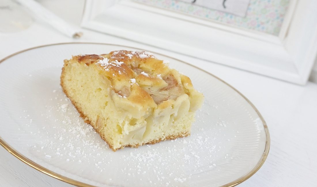 łatwe ciasto z gruszkami, prosta kuchnia, przepis na, jak zrobić ciasto, gruszka, owoce na słodko, jedzenie dla dzieci - haart.pl blog diy zrób to sam