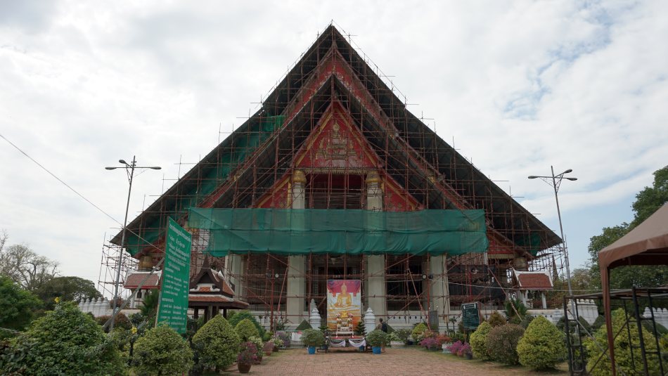 ayutthaya, tajlandia, bangkok, podróż pociągiem, vihara phra, budda, świątynia, wycieczka z dzieckiem - haart.pl blog diy zrób to sam