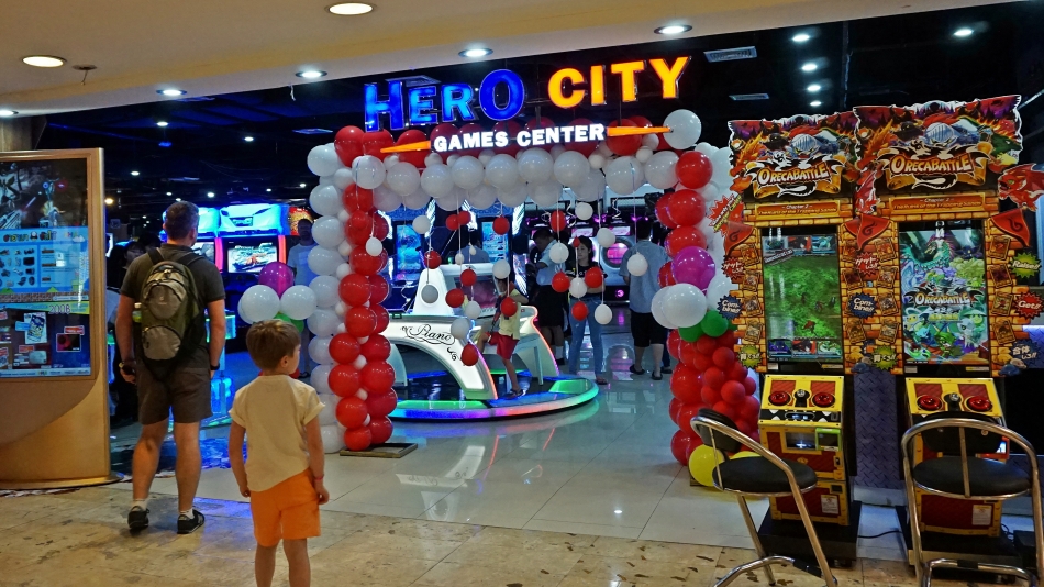 mbk center, hero city, automaty do zabawy dla dzieci, tajlandia