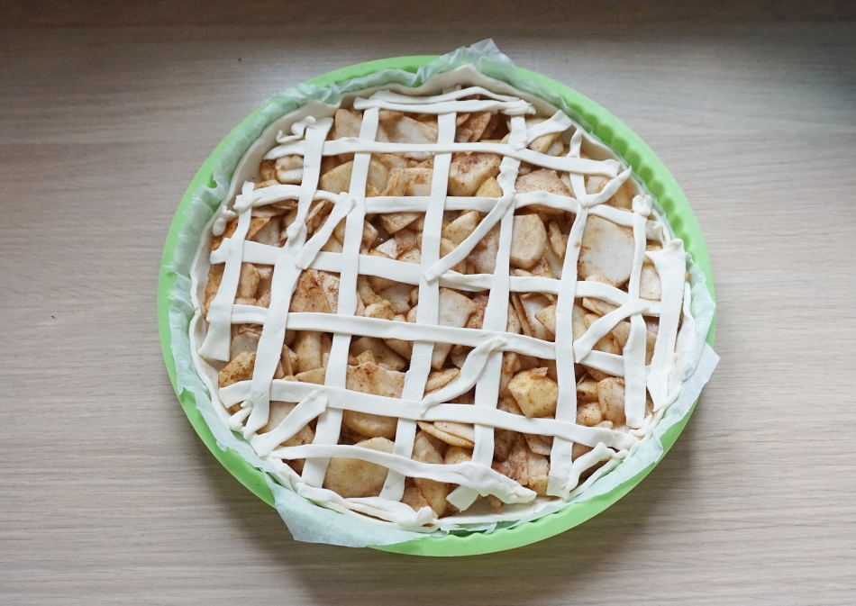 Przepis na ciasto francuskie z jabłkami