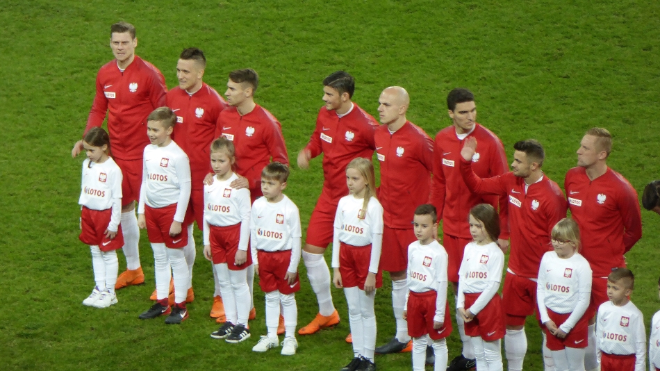 eskorta reprezentacji Polski w meczu Polska - Nigeria