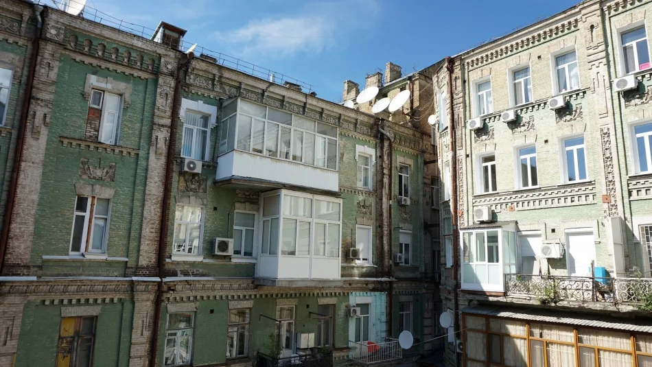 mieszkania w starych kamienicach