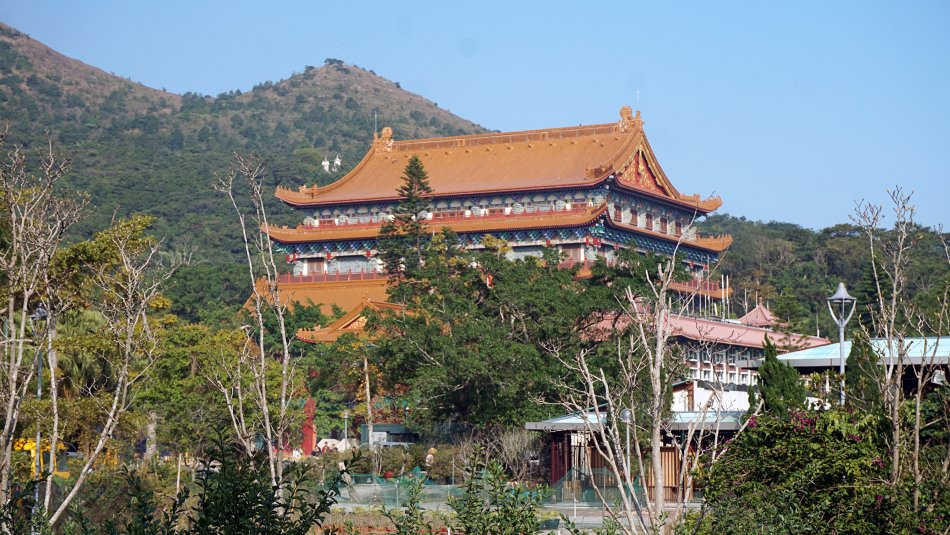 ngong ping hong kong lantau klasztor po lin