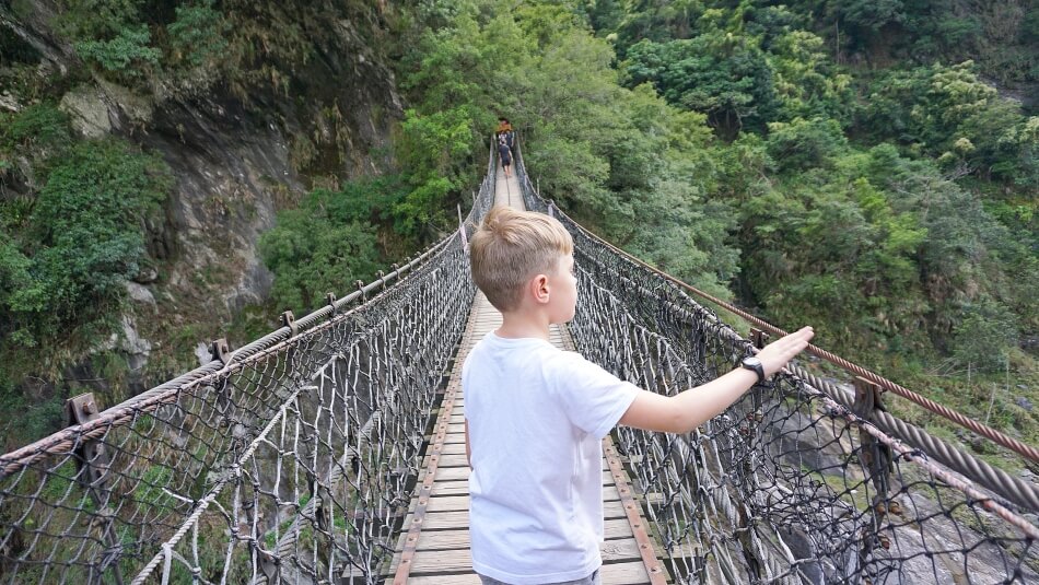 taroko gorge park narodowy national park heliu bridge wiszący most