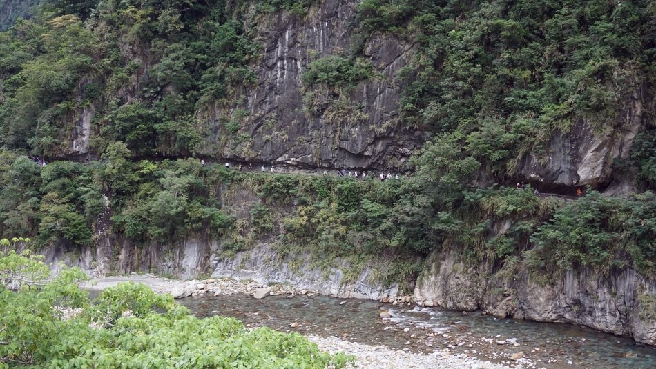 national park gorge park narodowy shakadang trail pieszy szlak trekkingowy
