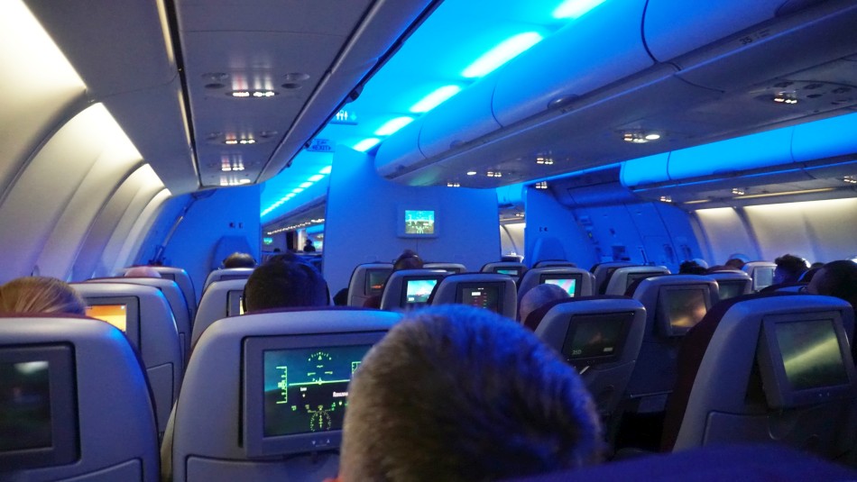 malezja i singapur koszty plan podróży 18 dni wnętrze samolotu