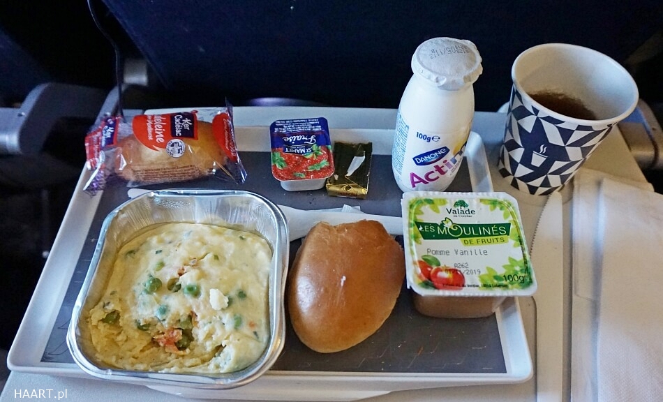 Śniadanie w samolocie Tajwan