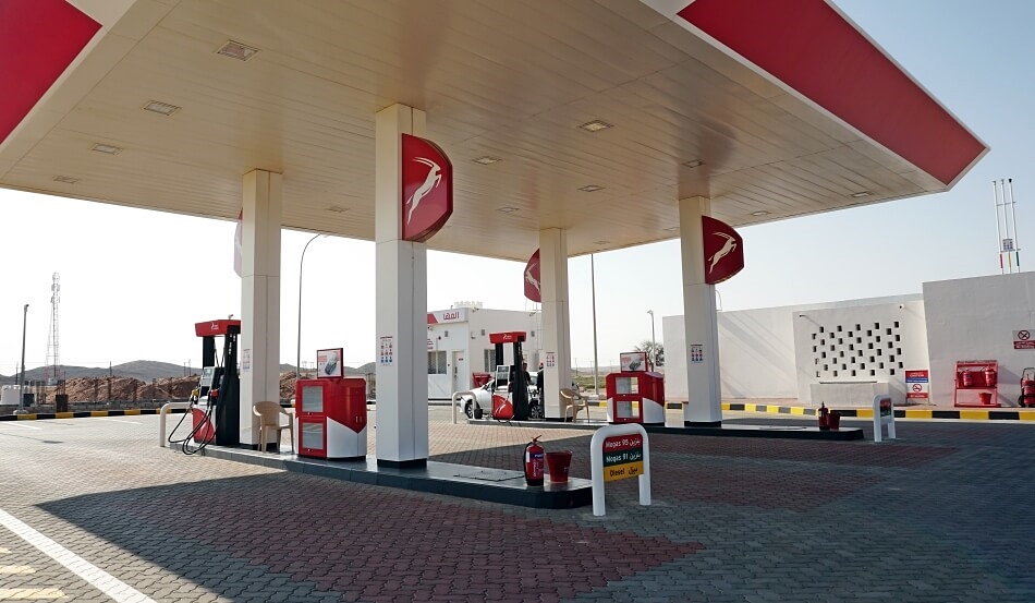 Oman samochodem stacja paliw