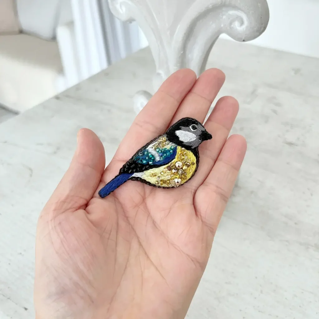 broszka ptak sikorka 